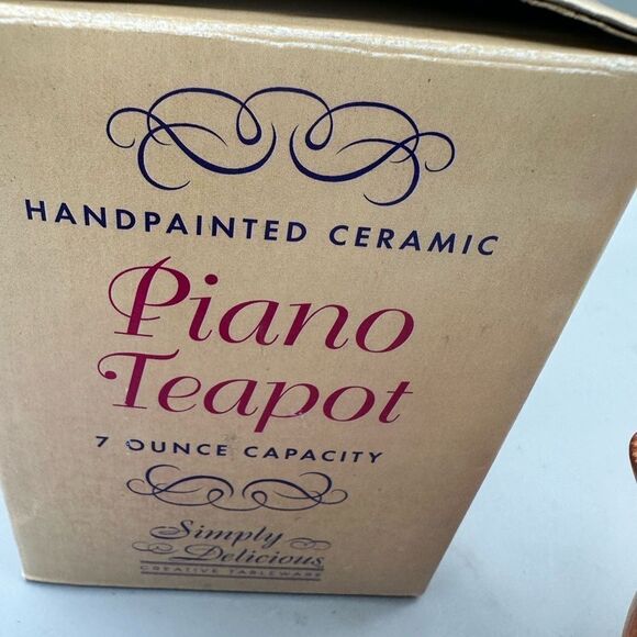 Simply Delicious ceramic piano teapot - Picture 9 of 15